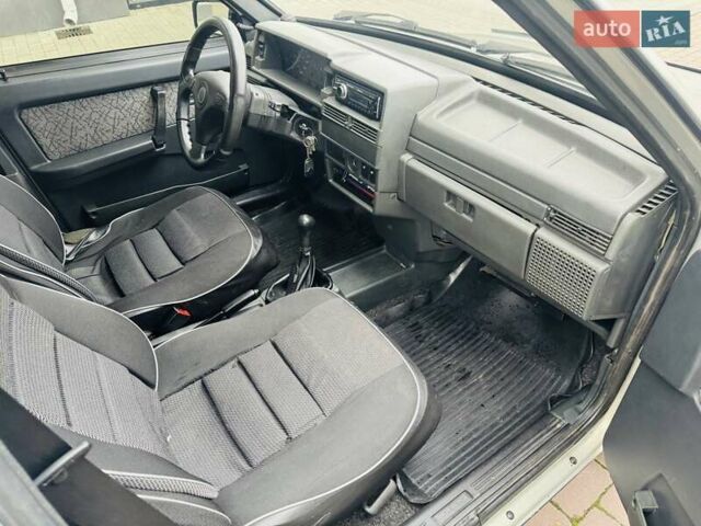 ВАЗ 2109 2006 в Буче на Automoto.ua Серый ВАЗ 2109, объемом двигателя 1.5 л и пробегом 63 тыс. км за 2550 $, фото 9 на Automoto.ua