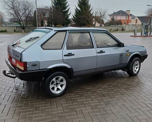 Сірий ВАЗ 2109, об'ємом двигуна 1.5 л та пробігом 290 тис. км за 1300 $, фото 4 на Automoto.ua