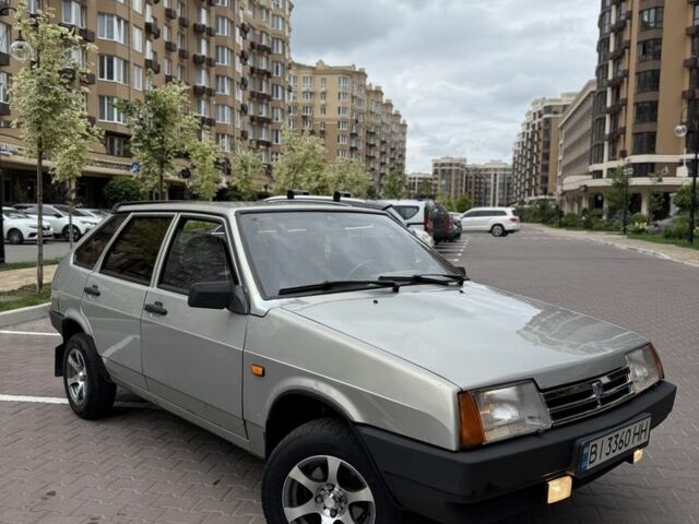 Серый ВАЗ 2109, объемом двигателя 1.5 л и пробегом 240 тыс. км за 1299 $, фото 8 на Automoto.ua