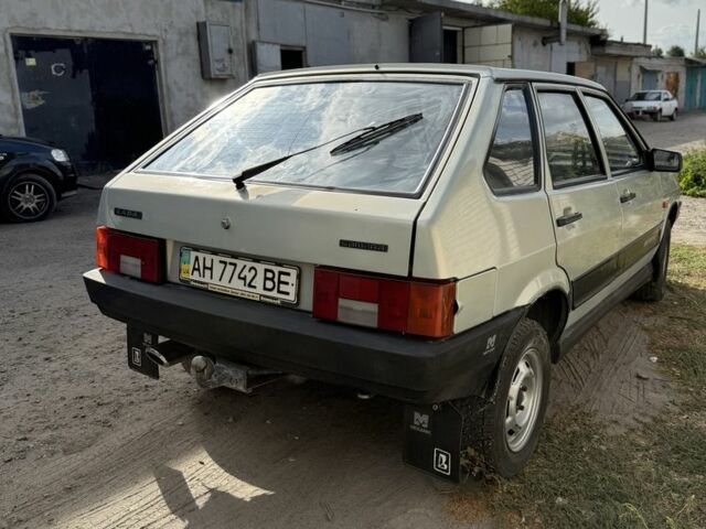 ВАЗ 2109 2006 в Днепре (Днепропетровске) на Automoto.ua Серый ВАЗ 2109, объемом двигателя 0 л и пробегом 250 тыс. км за 1800 $, фото 2 на Automoto.ua