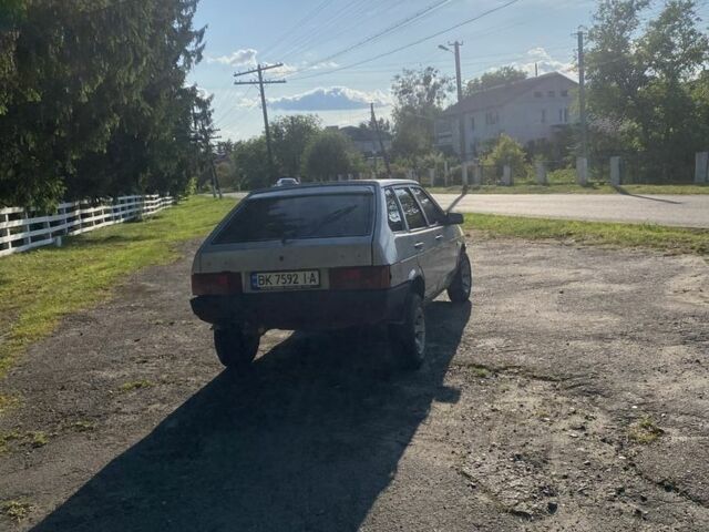 Серый ВАЗ 2109, объемом двигателя 1.5 л и пробегом 48 тыс. км за 1100 $, фото 3 на Automoto.ua
