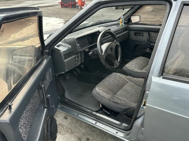 Сірий ВАЗ 2109, об'ємом двигуна 1.5 л та пробігом 150 тис. км за 1550 $, фото 6 на Automoto.ua
