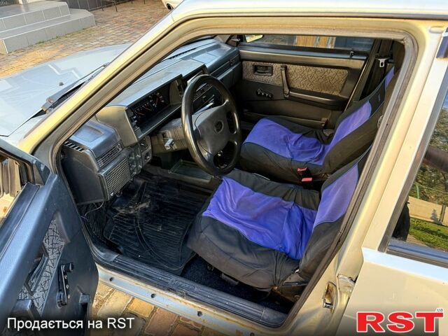 Сірий ВАЗ 2109, об'ємом двигуна 1.5 л та пробігом 238 тис. км за 1250 $, фото 4 на Automoto.ua