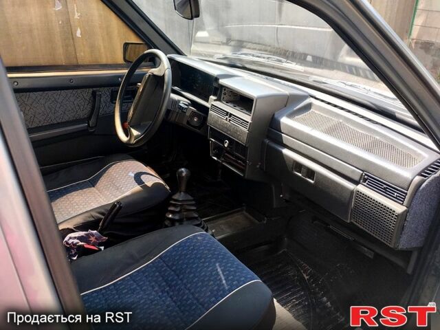 Серый ВАЗ 2109, объемом двигателя 1.5 л и пробегом 177 тыс. км за 2000 $, фото 11 на Automoto.ua