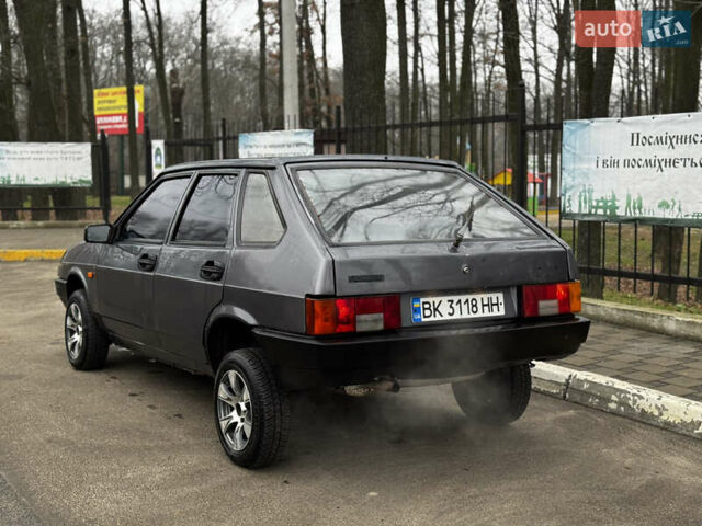 Серый ВАЗ 2109, объемом двигателя 1.5 л и пробегом 203 тыс. км за 1250 $, фото 2 на Automoto.ua