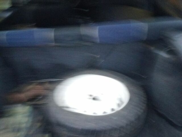 Серый ВАЗ 2109, объемом двигателя 1.5 л и пробегом 178 тыс. км за 2000 $, фото 6 на Automoto.ua