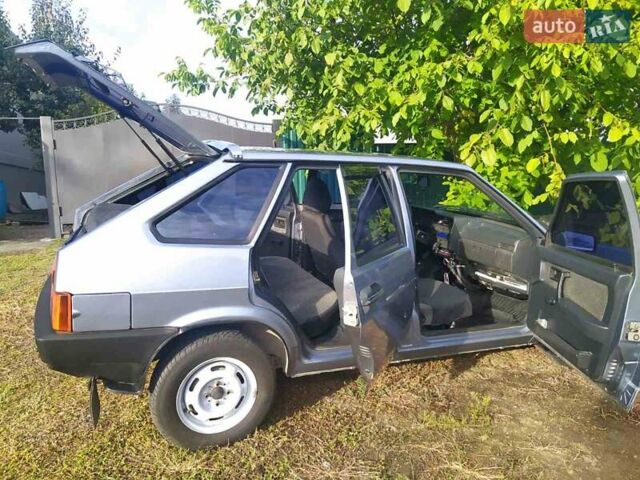 ВАЗ 2109 2006 в Кропивницком (Кировограде) на Automoto.ua Серый ВАЗ 2109, объемом двигателя 1.46 л и пробегом 147 тыс. км за 2100 $, фото 4 на Automoto.ua