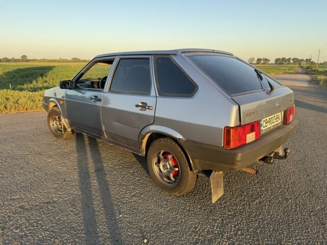 Серый ВАЗ 2109, объемом двигателя 1.5 л и пробегом 250 тыс. км за 1800 $, фото 1 на Automoto.ua