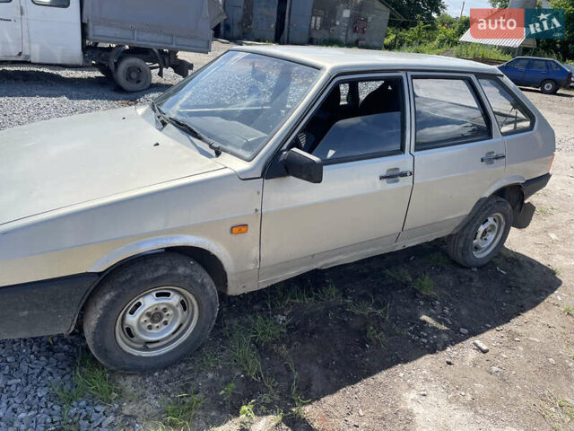 Серый ВАЗ 2109, объемом двигателя 1.5 л и пробегом 547 тыс. км за 700 $, фото 5 на Automoto.ua