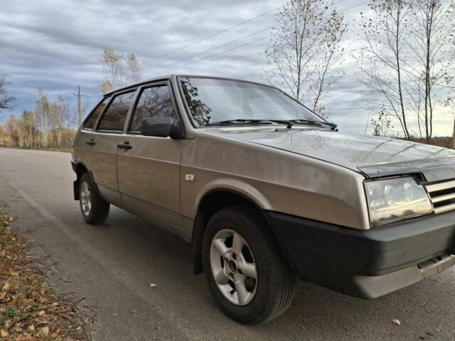 Сірий ВАЗ 2109, об'ємом двигуна 1.5 л та пробігом 261 тис. км за 1800 $, фото 2 на Automoto.ua