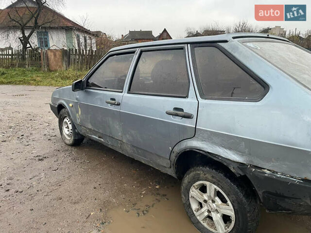 Серый ВАЗ 2109, объемом двигателя 1.5 л и пробегом 229 тыс. км за 800 $, фото 3 на Automoto.ua