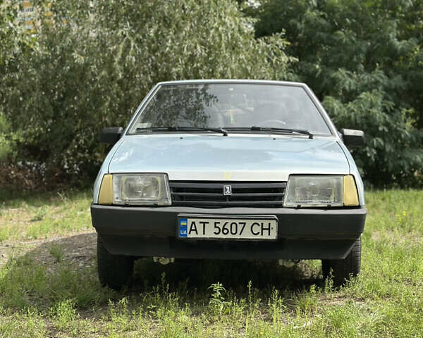 Серый ВАЗ 2109, объемом двигателя 1.5 л и пробегом 200 тыс. км за 1800 $, фото 1 на Automoto.ua