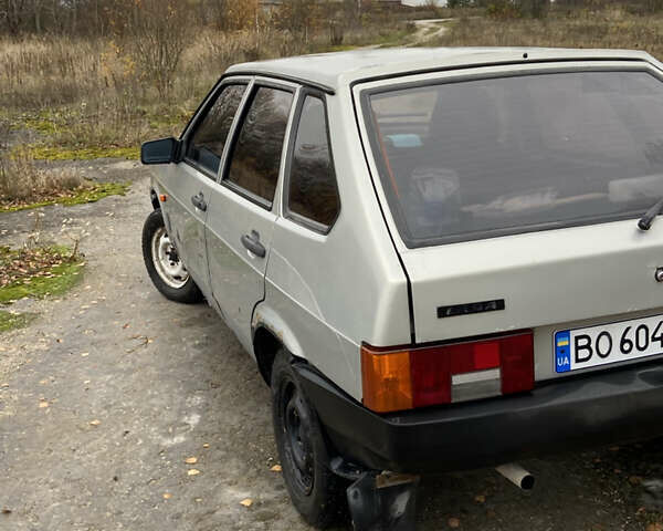 Сірий ВАЗ 2109, об'ємом двигуна 1.5 л та пробігом 127 тис. км за 750 $, фото 7 на Automoto.ua