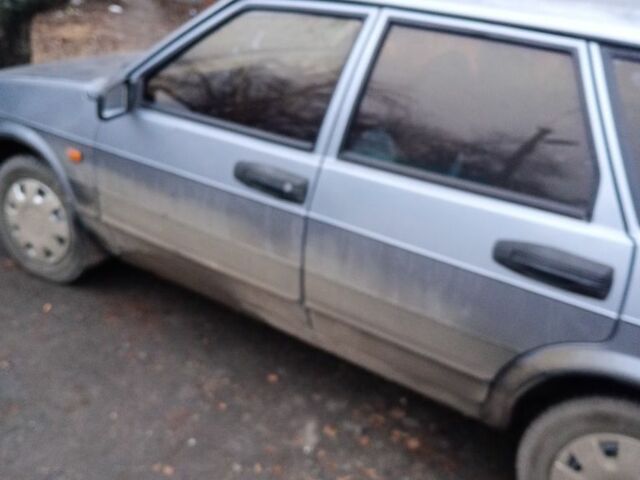 Серый ВАЗ 2109, объемом двигателя 1.5 л и пробегом 178 тыс. км за 2000 $, фото 3 на Automoto.ua