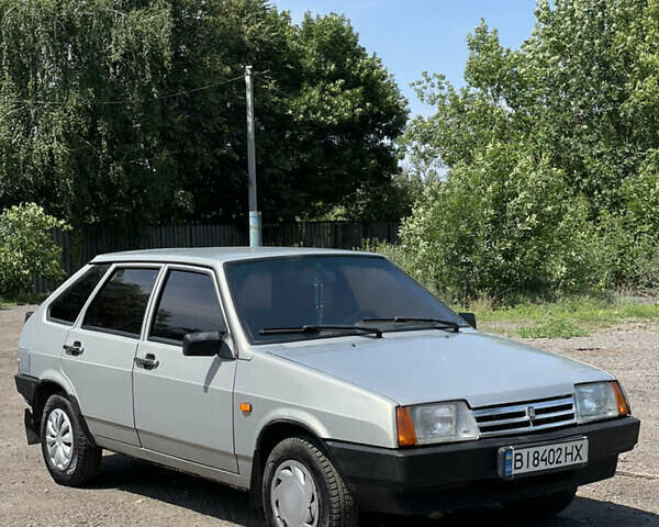 Сірий ВАЗ 2109, об'ємом двигуна 1.5 л та пробігом 180 тис. км за 1999 $, фото 2 на Automoto.ua