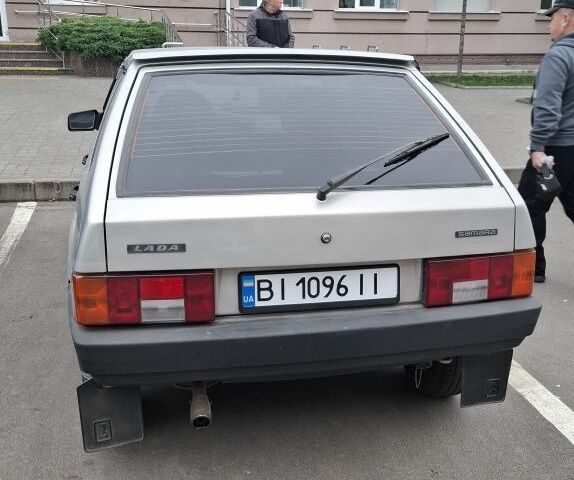 Серый ВАЗ 2109, объемом двигателя 1.6 л и пробегом 235 тыс. км за 2371 $, фото 1 на Automoto.ua