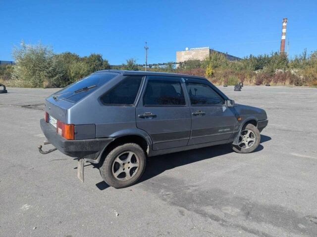 Сірий ВАЗ 2109, об'ємом двигуна 1.6 л та пробігом 220 тис. км за 1550 $, фото 4 на Automoto.ua