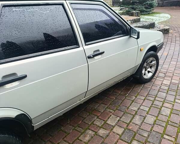 Серый ВАЗ 2109, объемом двигателя 1.5 л и пробегом 127 тыс. км за 1600 $, фото 3 на Automoto.ua