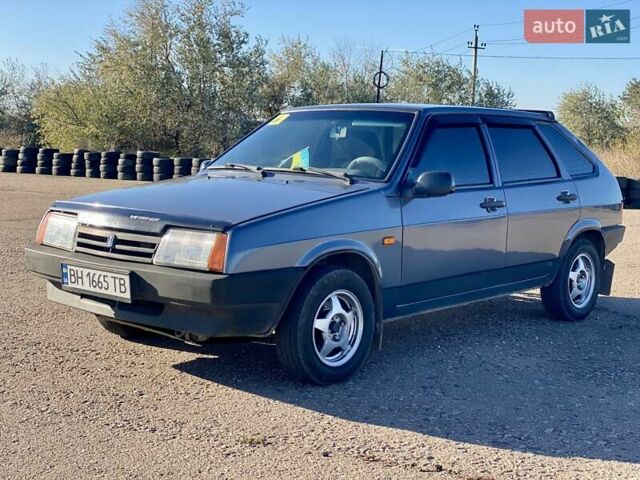 Серый ВАЗ 2109, объемом двигателя 1.6 л и пробегом 278 тыс. км за 1999 $, фото 2 на Automoto.ua