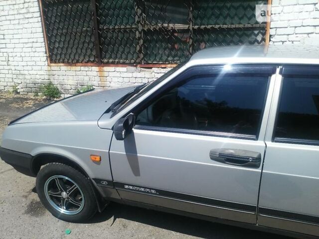 ВАЗ 2109 2007 в Днепре (Днепропетровске) на Automoto.ua Серый ВАЗ 2109, объемом двигателя 1.6 л и пробегом 178 тыс. км за 2000 $, фото 6 на Automoto.ua