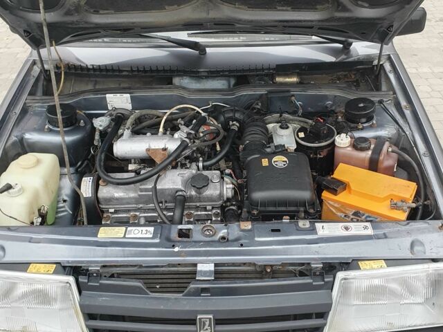 Сірий ВАЗ 2109, об'ємом двигуна 1.5 л та пробігом 134 тис. км за 1950 $, фото 12 на Automoto.ua
