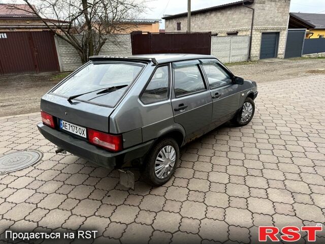 Сірий ВАЗ 2109, об'ємом двигуна 1.6 л та пробігом 555 тис. км за 1000 $, фото 4 на Automoto.ua