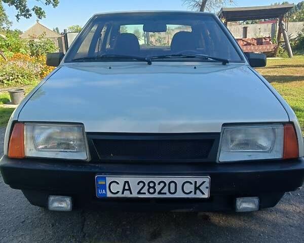 Серый ВАЗ 2109, объемом двигателя 1.6 л и пробегом 130 тыс. км за 2550 $, фото 23 на Automoto.ua