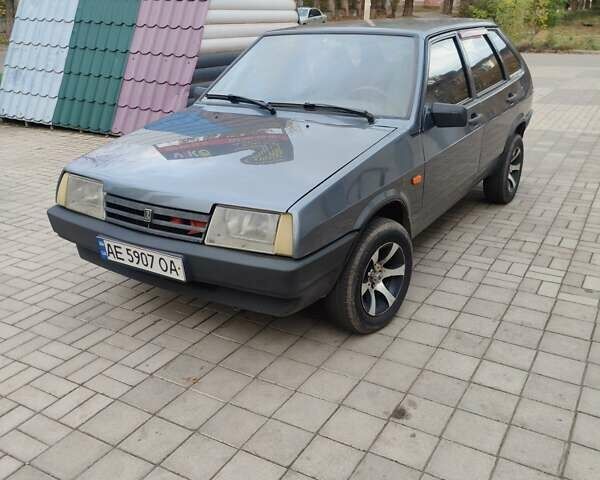 ВАЗ 2109 2007 в Кривом Роге на Automoto.ua Серый ВАЗ 2109, объемом двигателя 1.6 л и пробегом 177 тыс. км за 2100 $, фото 9 на Automoto.ua