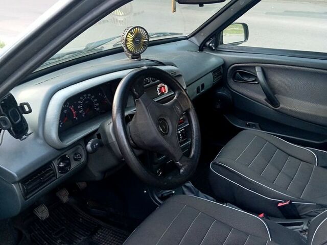 Серый ВАЗ 2109, объемом двигателя 1.6 л и пробегом 0 тыс. км за 1500 $, фото 3 на Automoto.ua