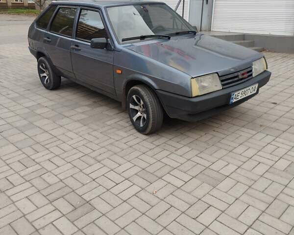 ВАЗ 2109 2007 в Кривом Роге на Automoto.ua Серый ВАЗ 2109, объемом двигателя 1.6 л и пробегом 177 тыс. км за 2100 $, фото 3 на Automoto.ua