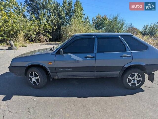 Серый ВАЗ 2109, объемом двигателя 1.6 л и пробегом 220 тыс. км за 2150 $, фото 2 на Automoto.ua