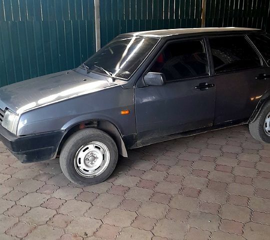 Сірий ВАЗ 2109, об'ємом двигуна 1.6 л та пробігом 0 тис. км за 1000 $, фото 5 на Automoto.ua