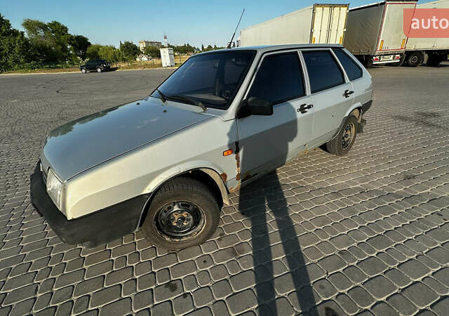 Серый ВАЗ 2109, объемом двигателя 1.6 л и пробегом 280 тыс. км за 1800 $, фото 1 на Automoto.ua