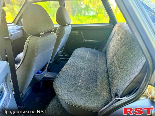 Серый ВАЗ 2109, объемом двигателя 1.5 л и пробегом 240 тыс. км за 1600 $, фото 6 на Automoto.ua