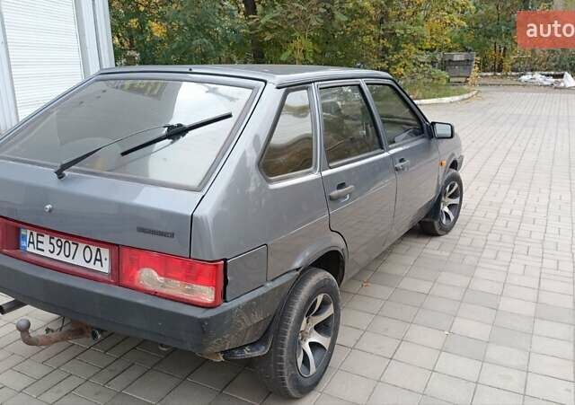 ВАЗ 2109 2007 в Кривом Роге на Automoto.ua Серый ВАЗ 2109, объемом двигателя 1.6 л и пробегом 177 тыс. км за 2100 $, фото 8 на Automoto.ua