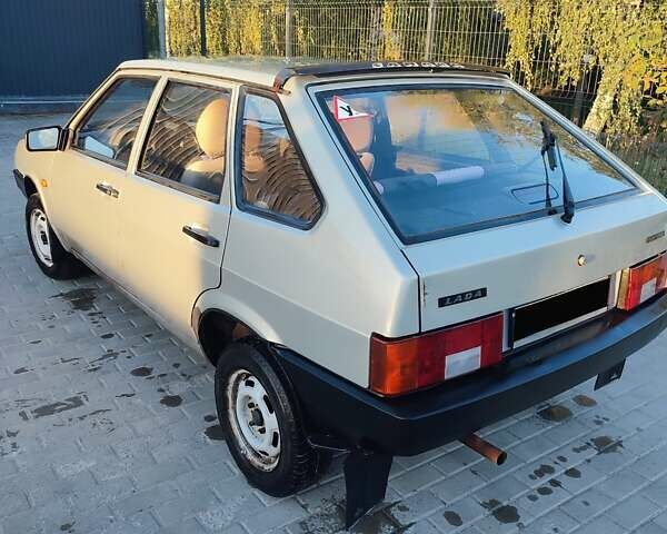 Сірий ВАЗ 2109, об'ємом двигуна 1.6 л та пробігом 180 тис. км за 1000 $, фото 1 на Automoto.ua