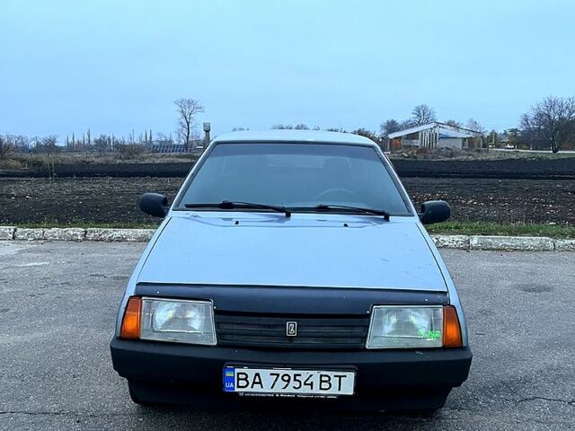 Серый ВАЗ 2109, объемом двигателя 1.6 л и пробегом 200 тыс. км за 1800 $, фото 4 на Automoto.ua