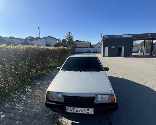 Сірий ВАЗ 2109, об'ємом двигуна 1.6 л та пробігом 299 тис. км за 1800 $, фото 5 на Automoto.ua