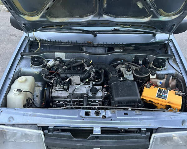 Сірий ВАЗ 2109, об'ємом двигуна 1.6 л та пробігом 200 тис. км за 1800 $, фото 7 на Automoto.ua