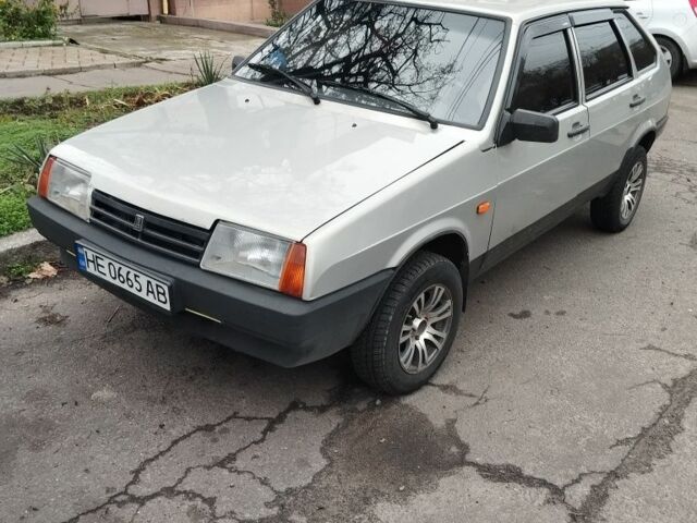 Серый ВАЗ 2109, объемом двигателя 1.6 л и пробегом 203 тыс. км за 2300 $, фото 2 на Automoto.ua