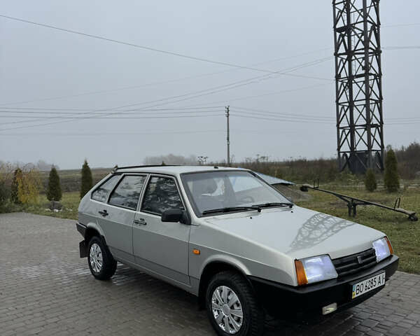 Серый ВАЗ 2109, объемом двигателя 1.6 л и пробегом 125 тыс. км за 1799 $, фото 2 на Automoto.ua