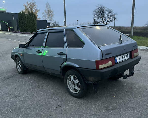 Сірий ВАЗ 2109, об'ємом двигуна 1.6 л та пробігом 200 тис. км за 1800 $, фото 4 на Automoto.ua