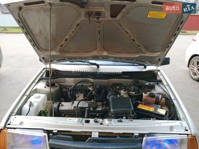 Сірий ВАЗ 2109, об'ємом двигуна 1.6 л та пробігом 106 тис. км за 2700 $, фото 4 на Automoto.ua
