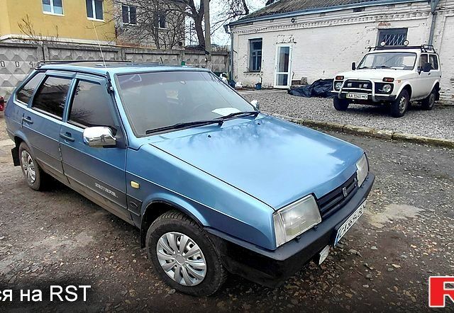 Серый ВАЗ 2109, объемом двигателя 1.6 л и пробегом 196 тыс. км за 1750 $, фото 2 на Automoto.ua