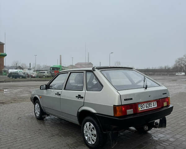 Серый ВАЗ 2109, объемом двигателя 1.6 л и пробегом 125 тыс. км за 1799 $, фото 11 на Automoto.ua
