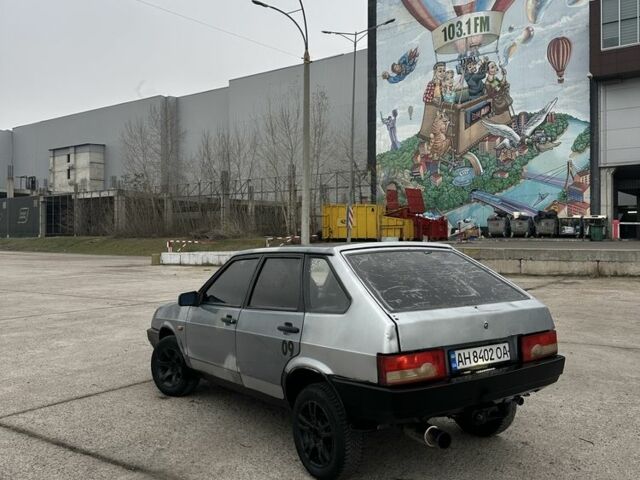 Серый ВАЗ 2109, объемом двигателя 1.6 л и пробегом 208 тыс. км за 700 $, фото 3 на Automoto.ua