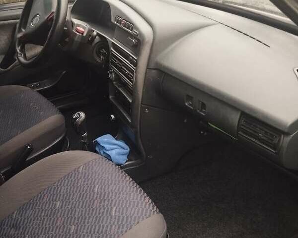 Сірий ВАЗ 2109, об'ємом двигуна 1.6 л та пробігом 203 тис. км за 2300 $, фото 6 на Automoto.ua