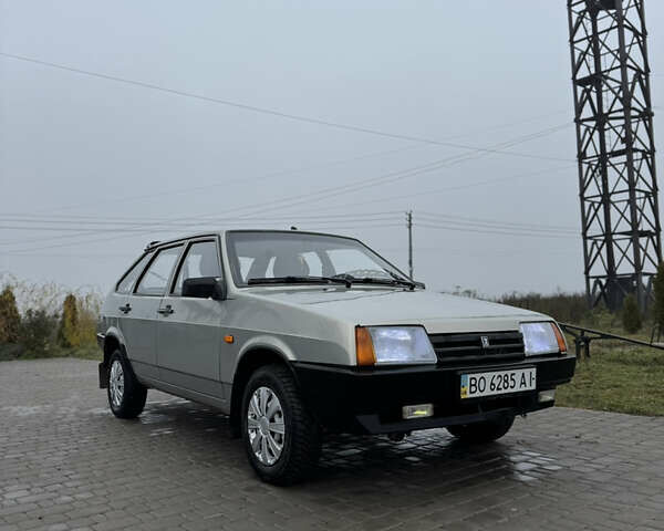 Серый ВАЗ 2109, объемом двигателя 1.6 л и пробегом 125 тыс. км за 1799 $, фото 4 на Automoto.ua