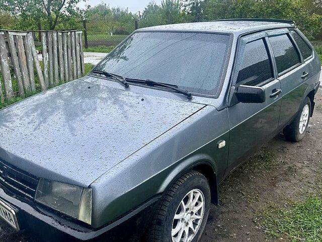 Серый ВАЗ 2109, объемом двигателя 1.6 л и пробегом 240 тыс. км за 1560 $, фото 3 на Automoto.ua