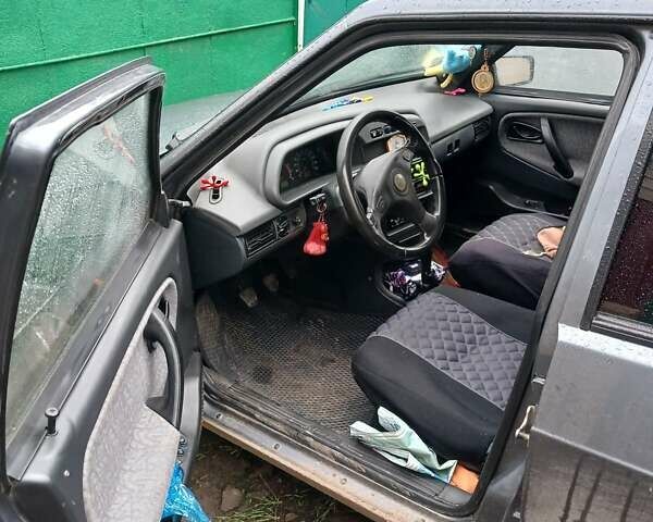 Серый ВАЗ 2109, объемом двигателя 1.6 л и пробегом 170 тыс. км за 1500 $, фото 1 на Automoto.ua